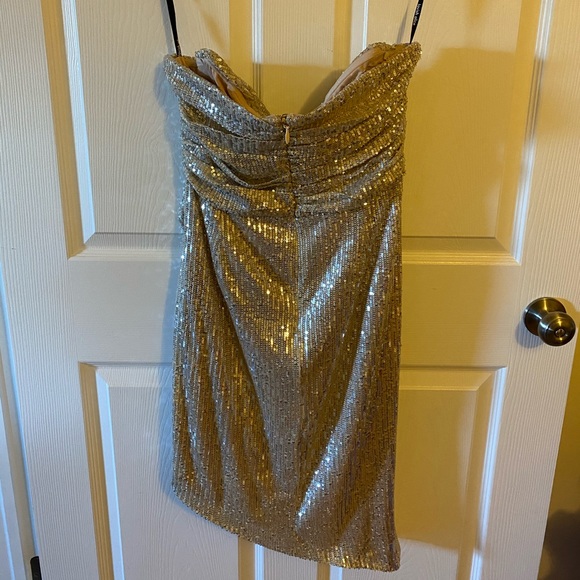 NWT Lavish Alice Stretch Sequin Bandeau Wrap Dress - Picture 5 of 7